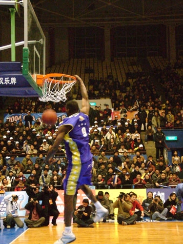 最受欢迎的足球战术体系（最流行的足球战术体系）