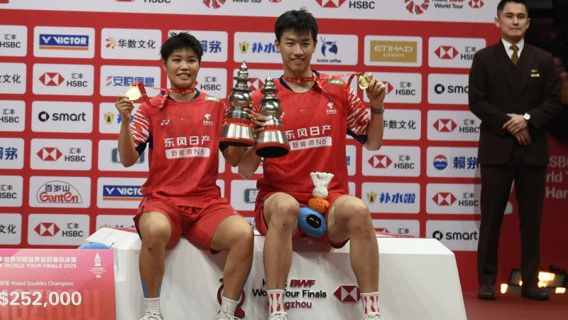 阿夫迪亚成50年来开拓者首位3场砍90+30+30球员（阿夫迪亚成开拓者50年来首人：三场合计90分30板30助）