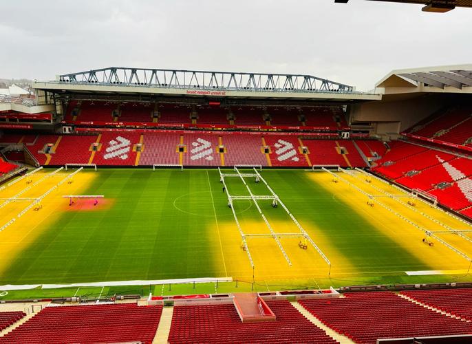 恍如隔世，巴萨上一次在诺坎普比赛法蒂双响，登贝莱助攻（恍若隔世：巴萨上次在诺坎普出战，法蒂梅开二度，登贝莱送出助攻）