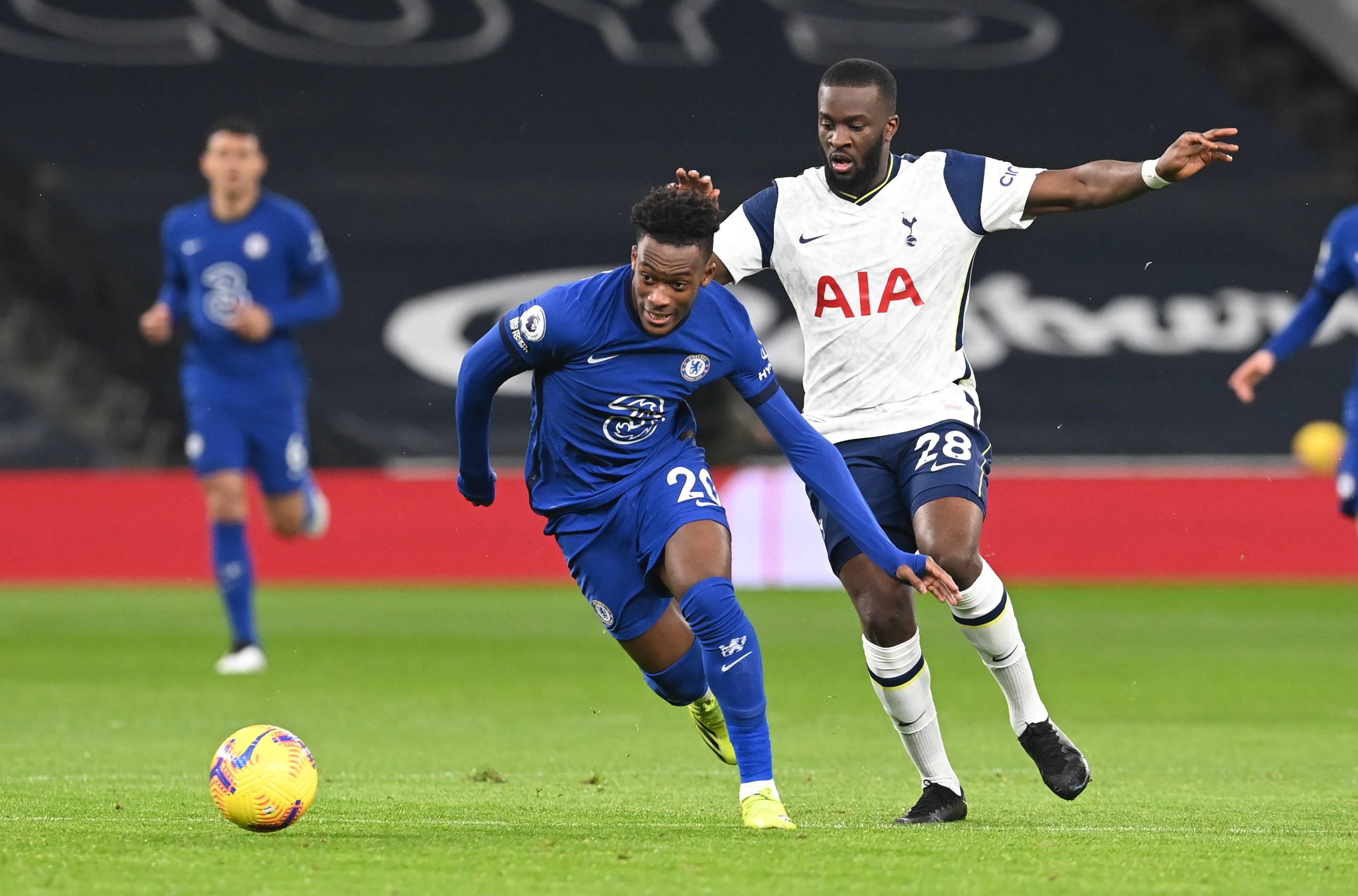 勇士主场再度锁定胜局（勇士主场再度收下胜利）