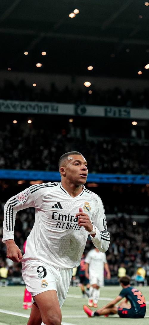 6.07次，西甲是本赛季五大联赛场均扑救次数最多的联赛（西甲以场均6.07次扑救领跑本赛季五大联赛）