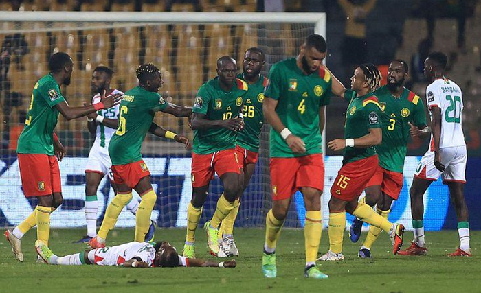 26状元大热！卡梅伦·布泽尔8场比赛创下30年来纪录（2026状元热门！卡梅伦·布泽尔8战刷新近30年纪录）