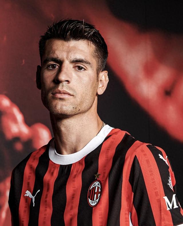 火爆，辽超总决赛大连队vs本溪队共有55678名观众观战（辽超总决赛热度爆表：大连战本溪，55678名球迷到场见证）