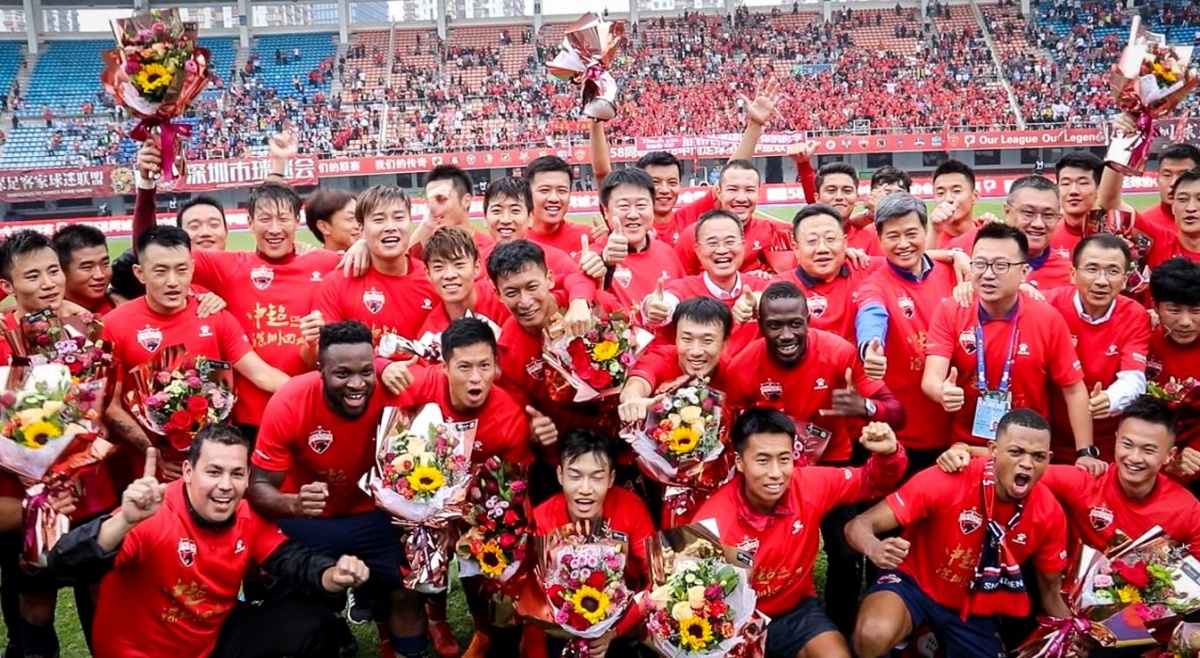 攻击方式似曾相识，皇社球迷骂屡次出格的苏契奇有唐氏综合征（攻击方式再现，皇社球迷对屡次出格的苏契奇发表歧视言论）