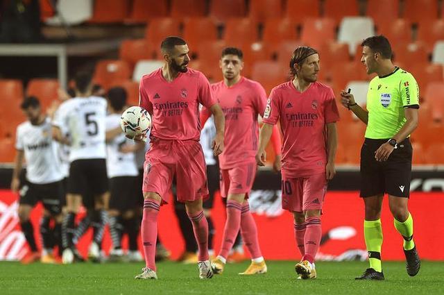 武汉三镇再度展现强队实力（武汉三镇再次证明强队底蕴）